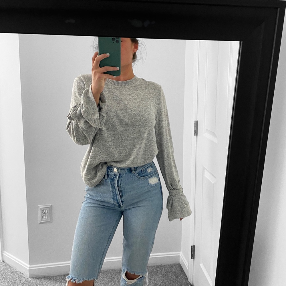 Abercrombie and Fitch Grey Long Sleeve Size Small